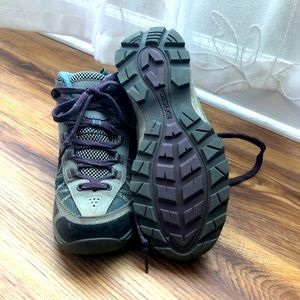 Vasque Monolith Ultradry Hiking Boots